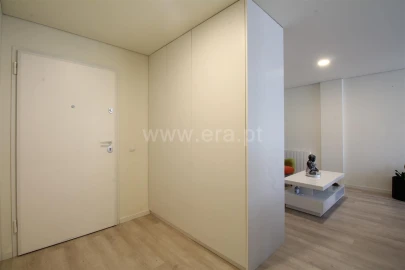Apartamento T3 para Venda em Santa Marinha e São Pedro da Afurada