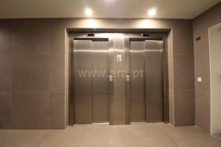 Apartamento T3 para Venda em Santa Marinha e São Pedro da Afurada Foto 17