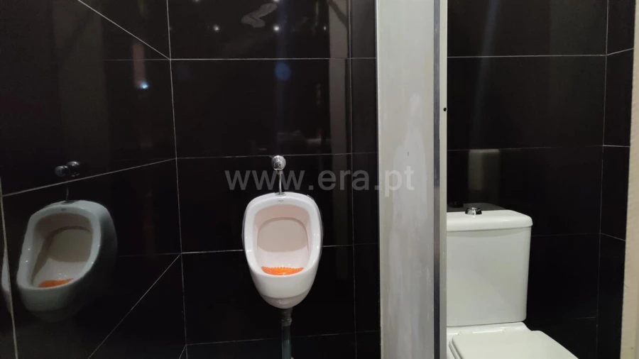Loja para Trespasse em Matosinhos e Leça da Palmeira Foto 15