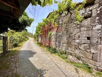 Moradia T2 para Venda em Vila Chã (São João Baptista e Santiago)