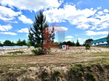 Terreno para Venda em Sabariz