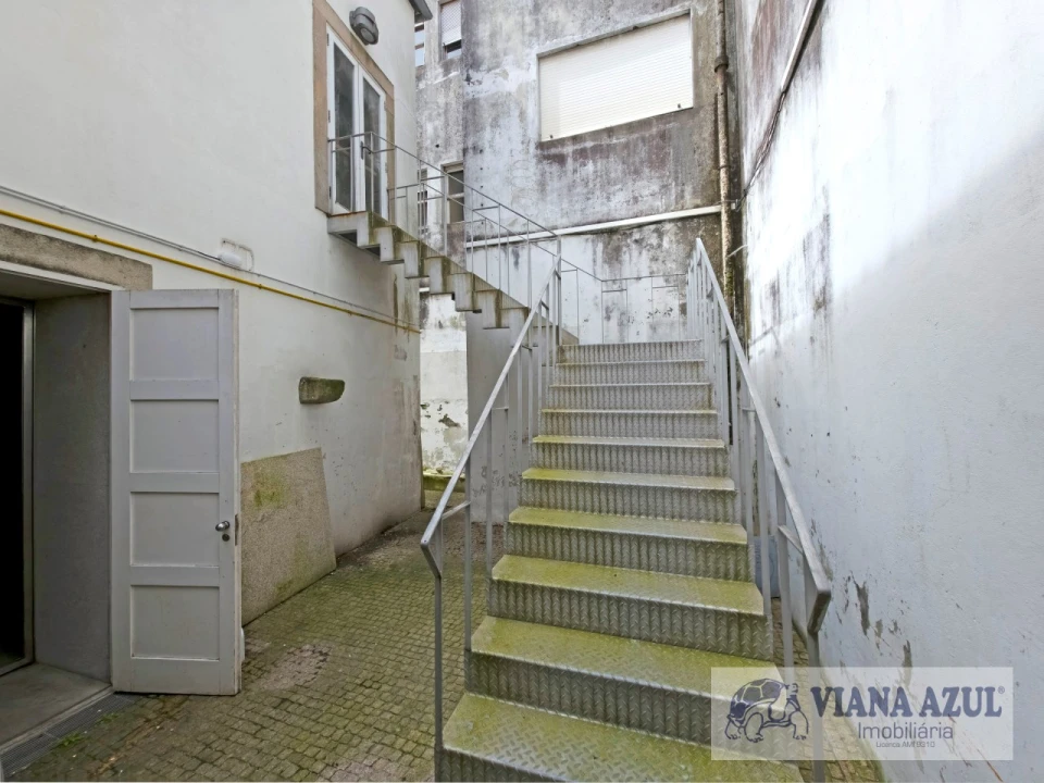 Loja para Arrendamento em Santa Maria Maior e Monserrate e Meadela Foto 13