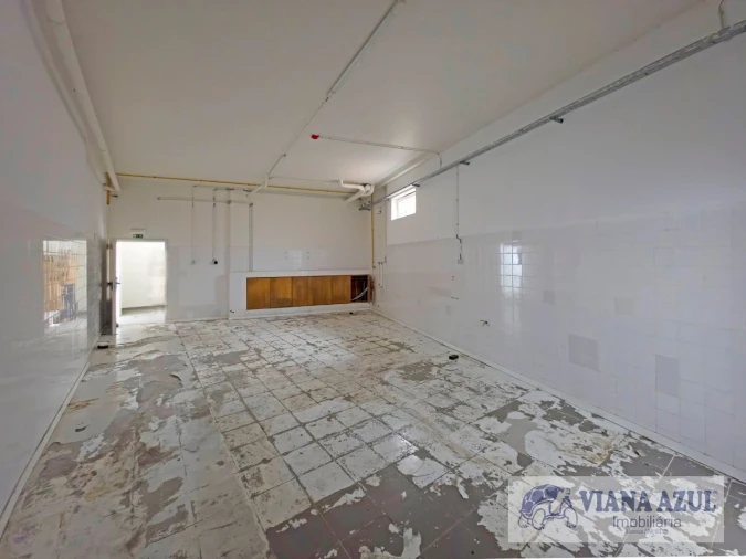 Loja para Arrendamento em Santa Maria Maior e Monserrate e Meadela Foto 15