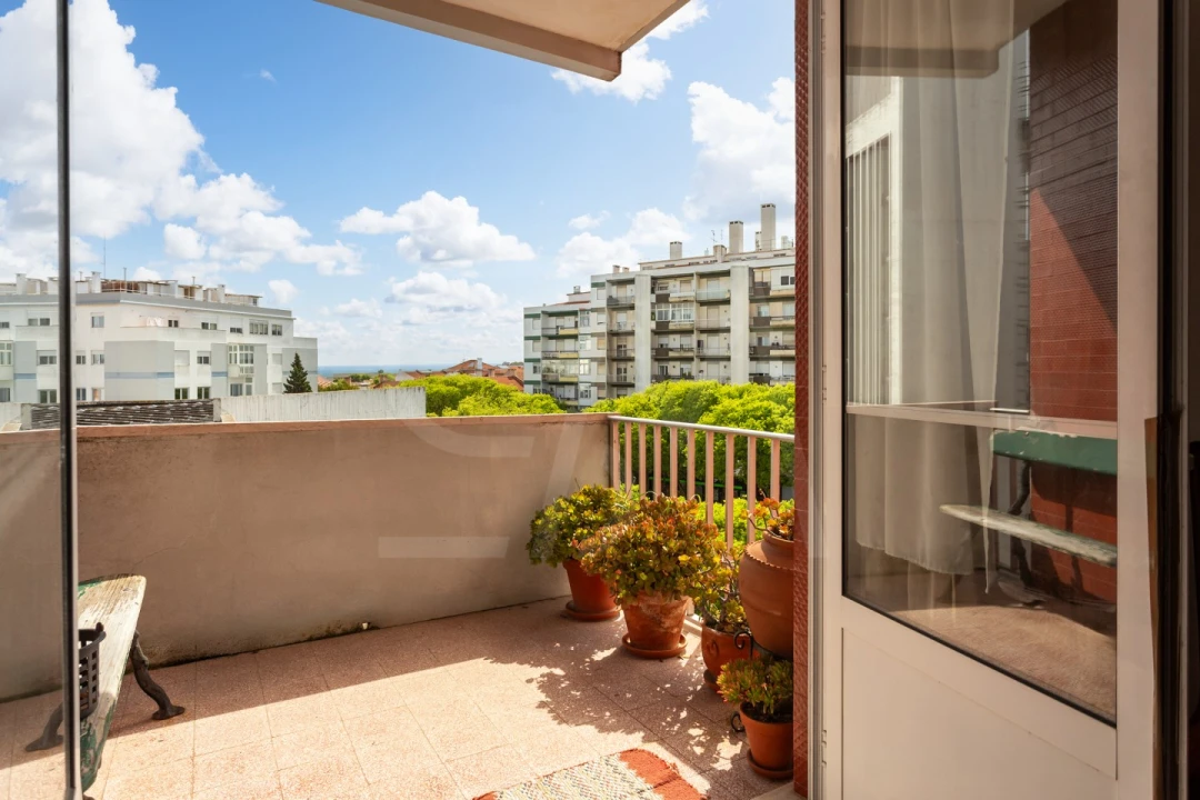 Apartamento T3 para Venda em Oeiras e São Julião da Barra, Paço de Arcos e Caxias Foto 1