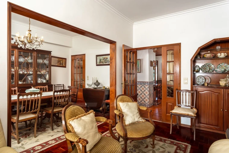 Apartamento T3 para Venda em Oeiras e São Julião da Barra, Paço de Arcos e Caxias Foto 8