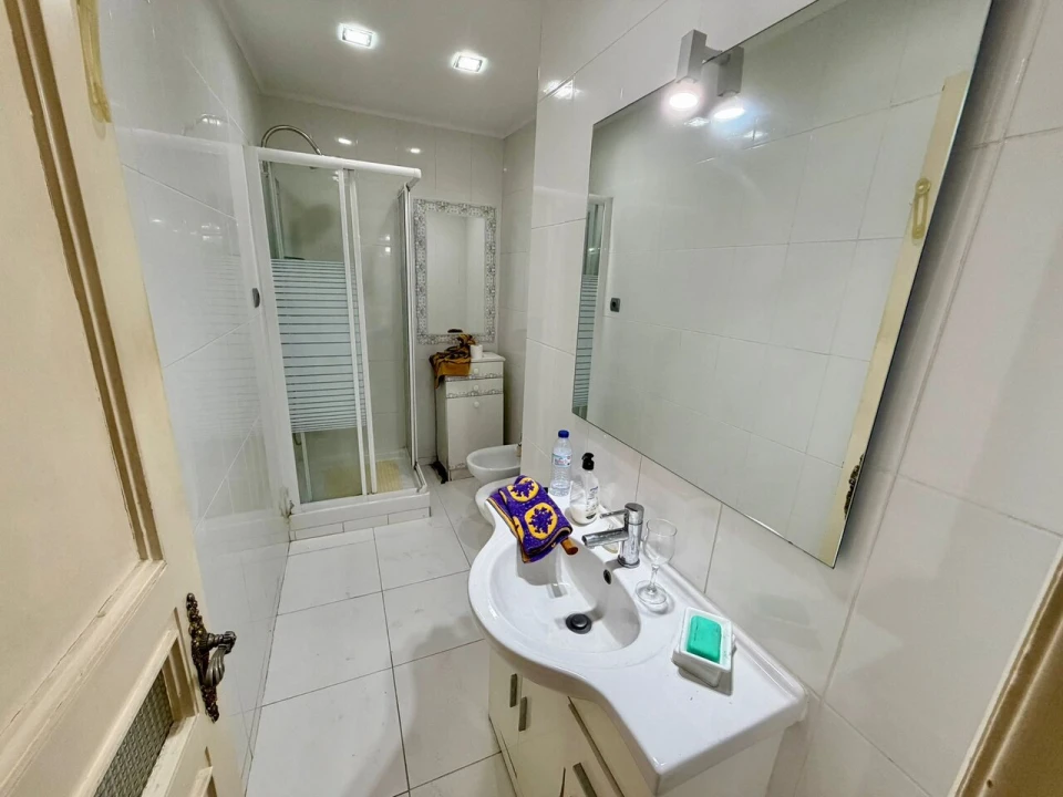 Apartamento T2 para Venda em Mafamude e Vilar do Paraíso Foto 13