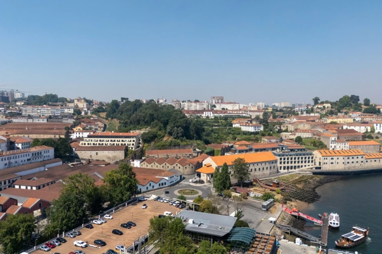 Apartamento T2 para Venda em Santa Marinha e São Pedro da Afurada Foto 41