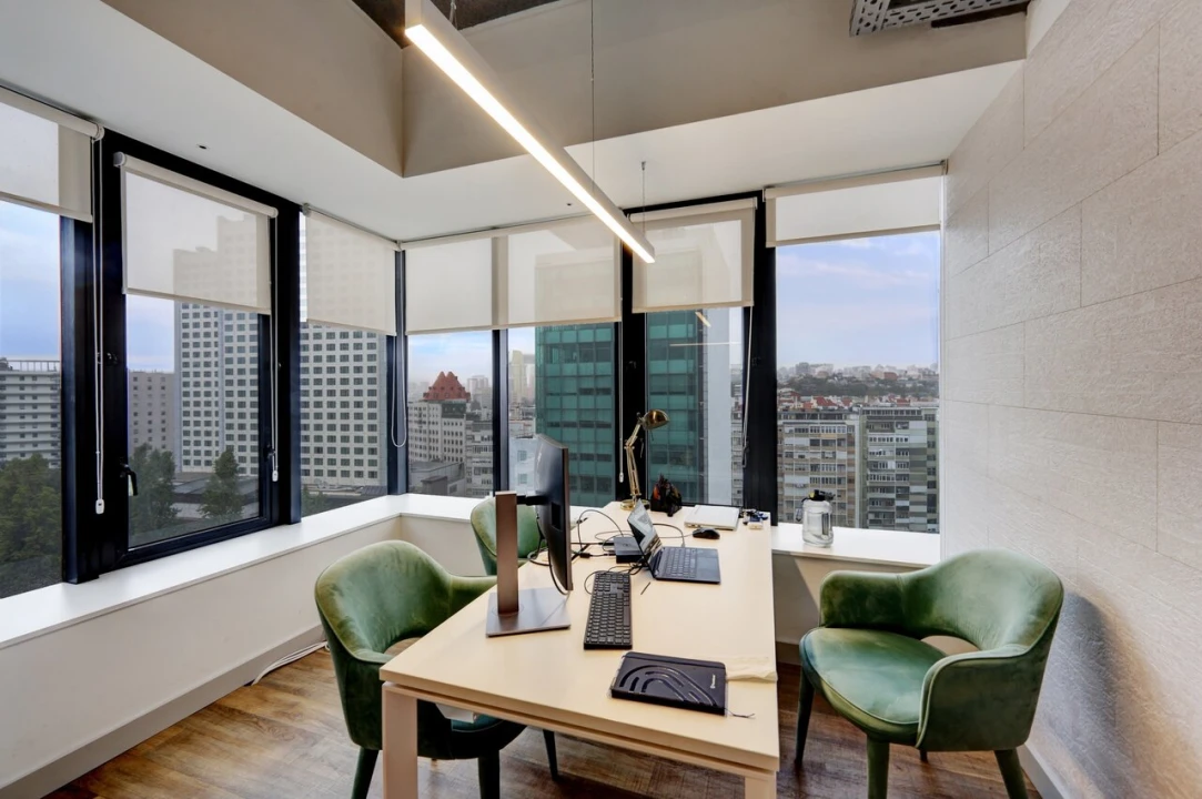 Escritório para Arrendamento em Campolide Foto 8