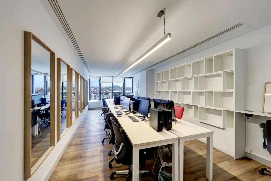 Escritório para Arrendamento em Campolide Foto 3