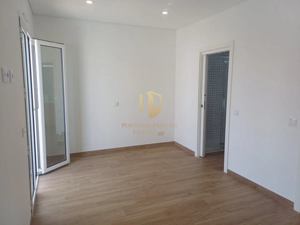 Moradia T3 para Venda em Altura Foto 14