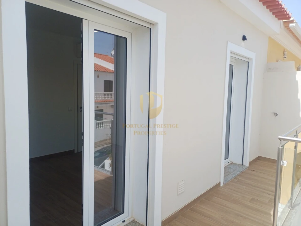 Moradia T3 para Venda em Altura Foto 18