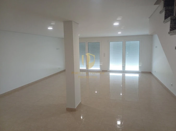 Moradia T3 para Venda em Altura Foto 12