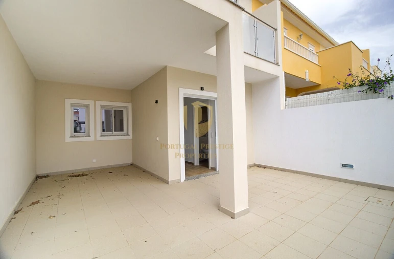 Moradia T3 para Venda em Altura Foto 4
