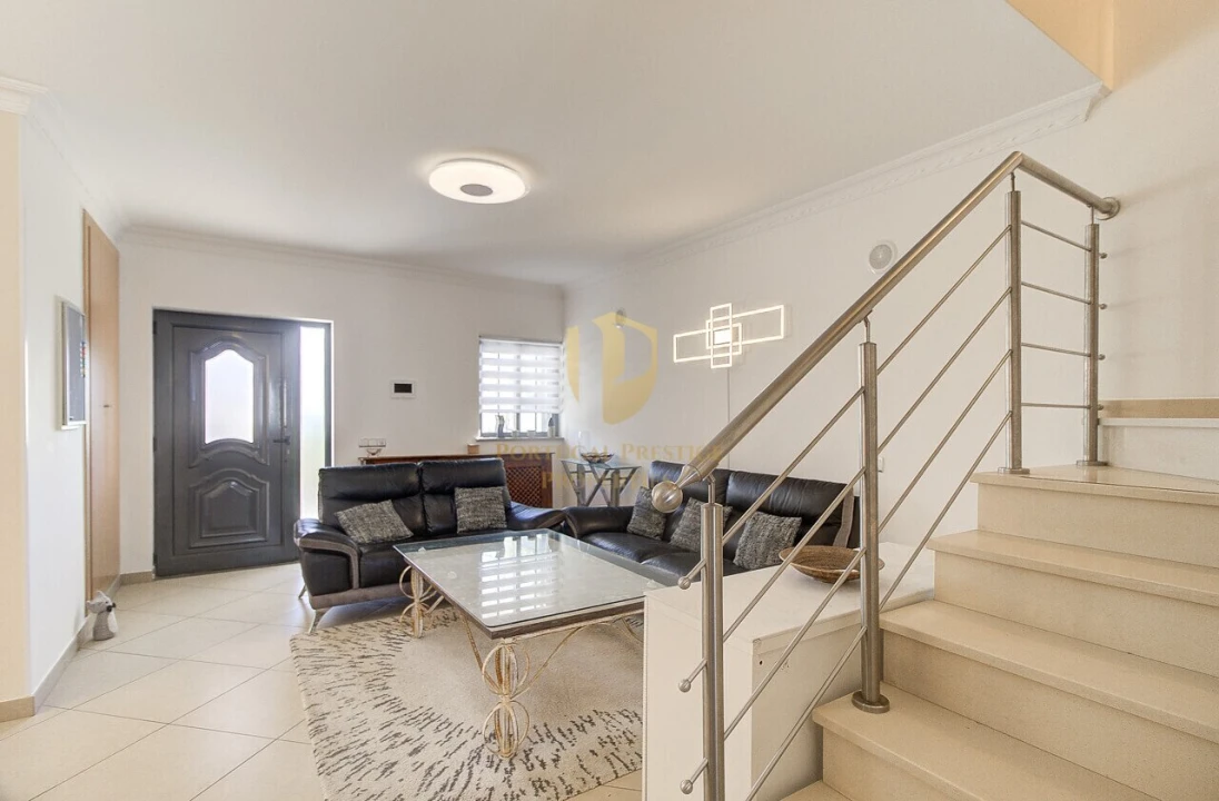 Moradia T5 para Venda em Vila Nova de Cacela Foto 6