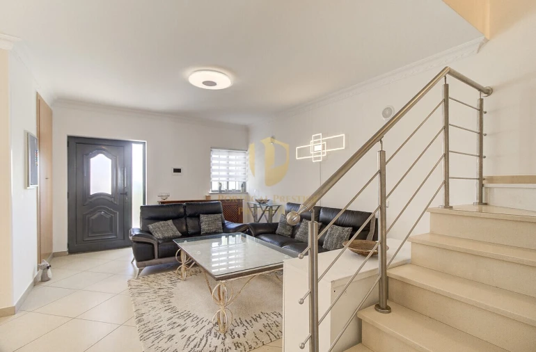 Moradia T5 para Venda em Vila Nova de Cacela Foto 6