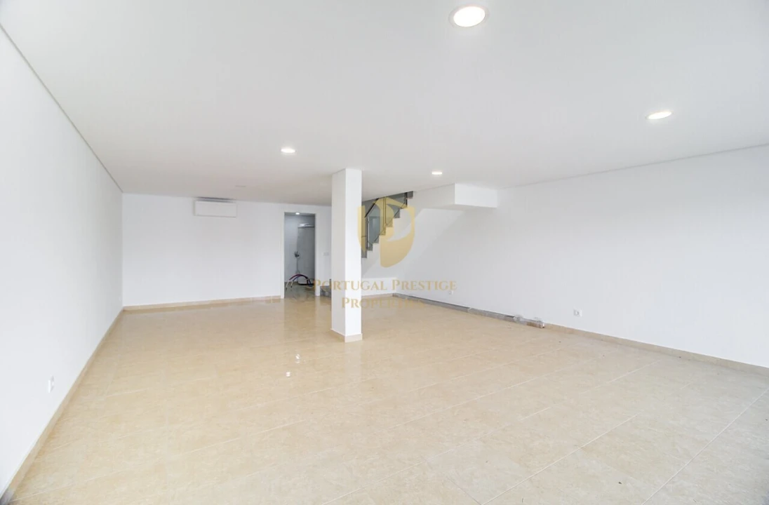 Moradia T3 para Venda em Altura Foto 20