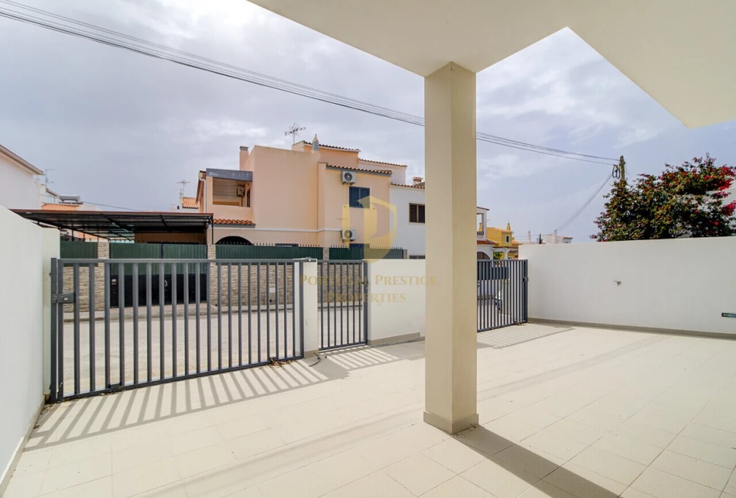 Moradia T3 para Venda em Altura Foto 49