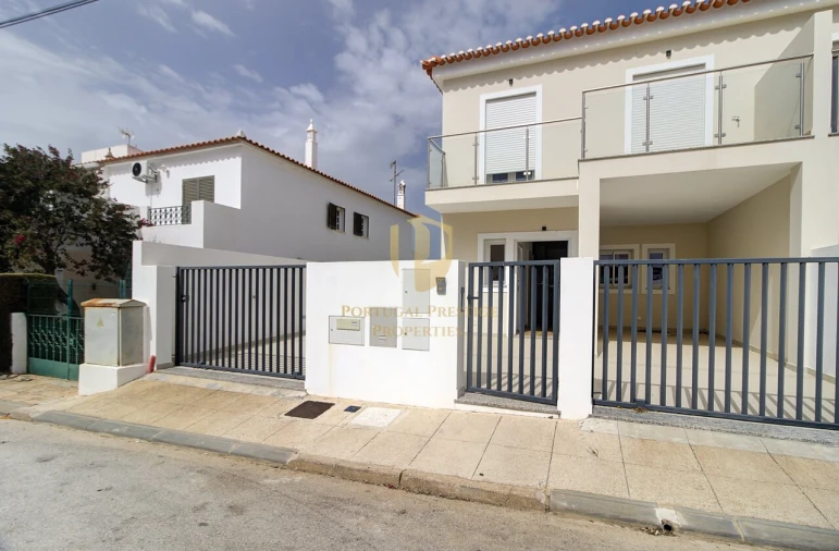 Moradia T3 para Venda em Altura Foto 51