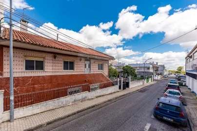 Moradia T2 para Venda em Mina de Água