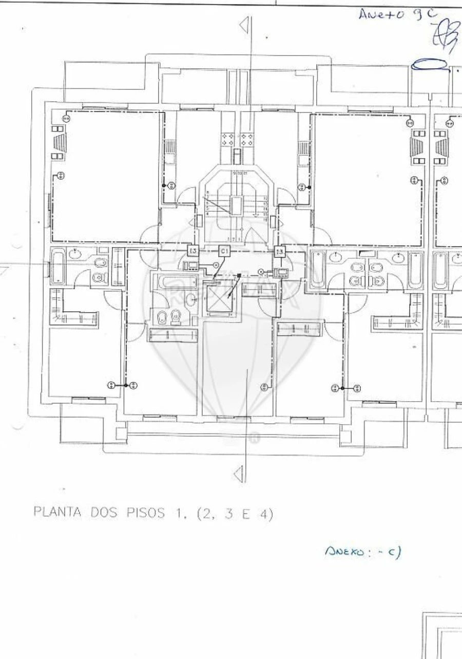 Apartamento T2 para Venda em Carcavelos e Parede Foto 37