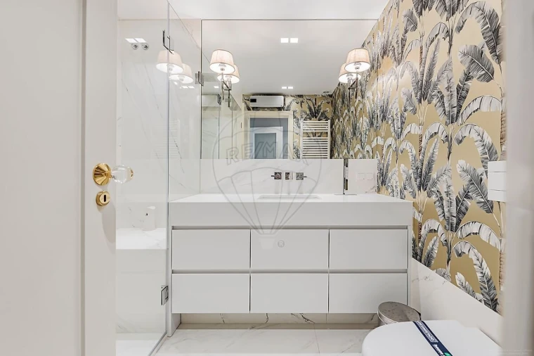 Apartamento T2 para Venda em Carcavelos e Parede Foto 10