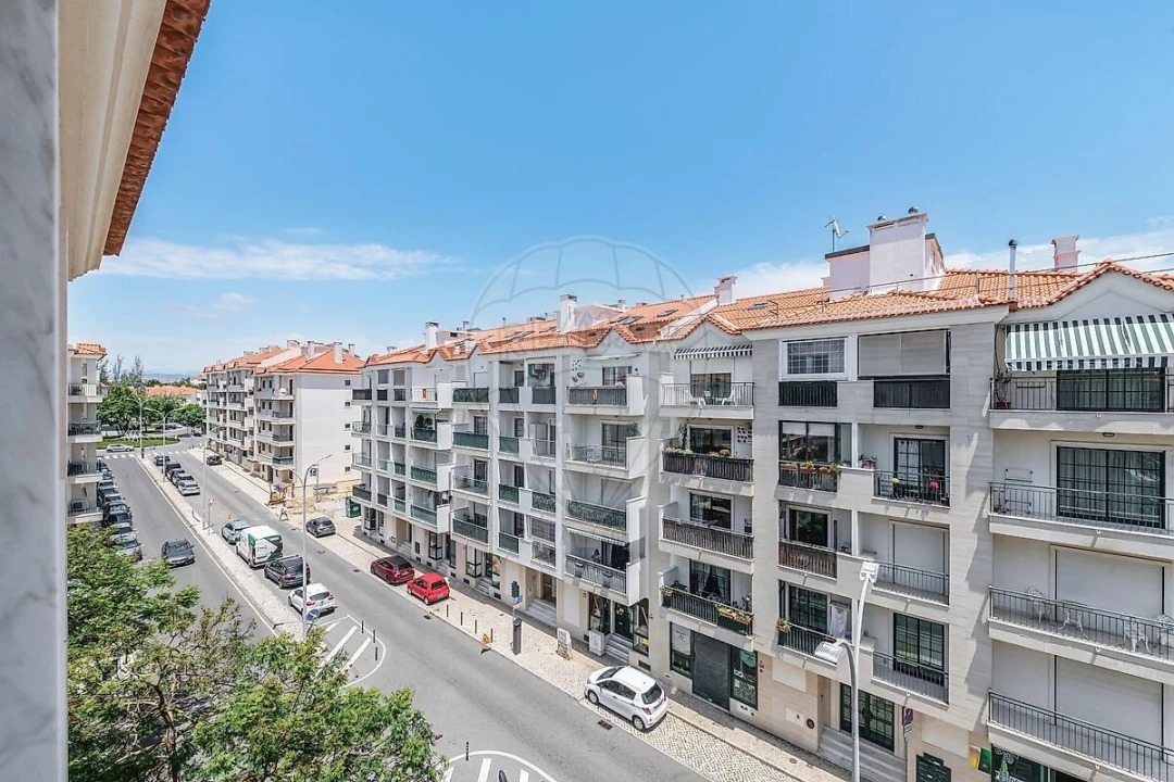 Apartamento T2 para Venda em Carcavelos e Parede Foto 22