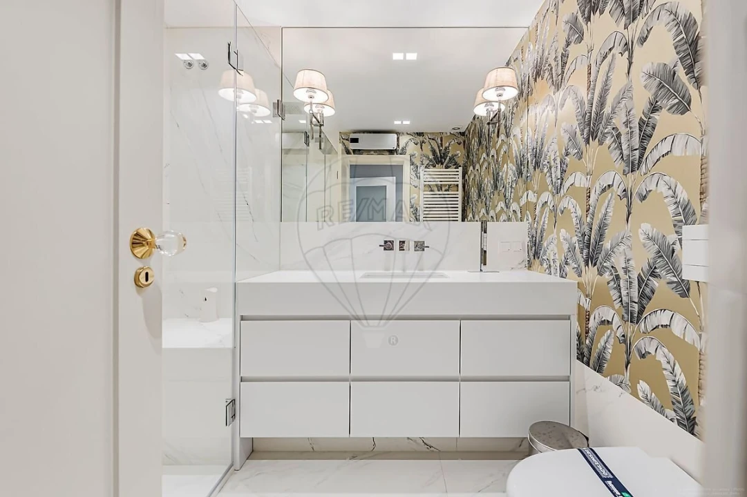 Apartamento T2 para Venda em Carcavelos e Parede Foto 10