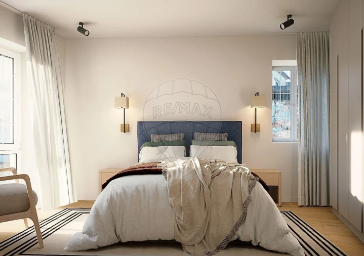 Moradia T1 para Venda em Carvoeira e Carmões Foto 6