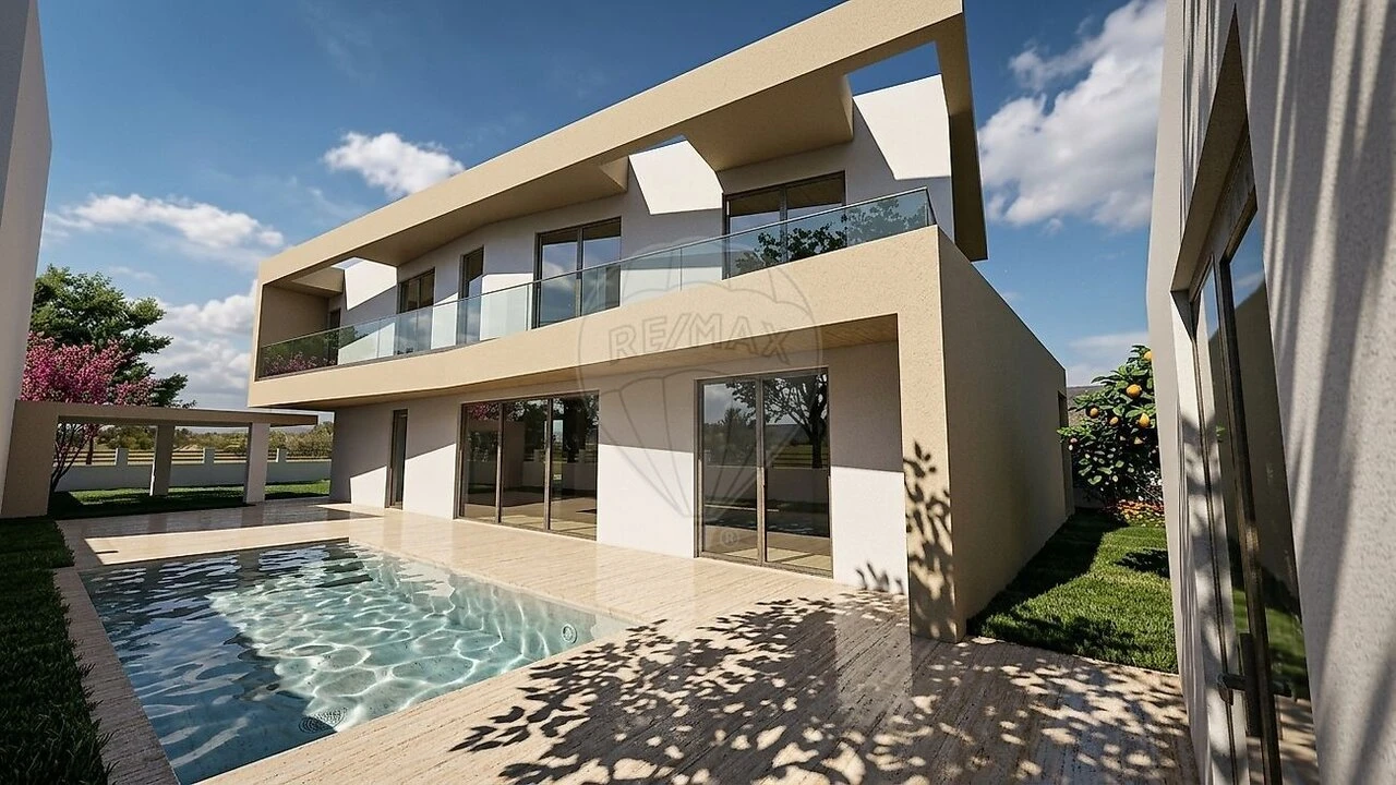 Terreno para Venda em Oeiras e São Julião da Barra, Paço de Arcos e Caxias Foto 12