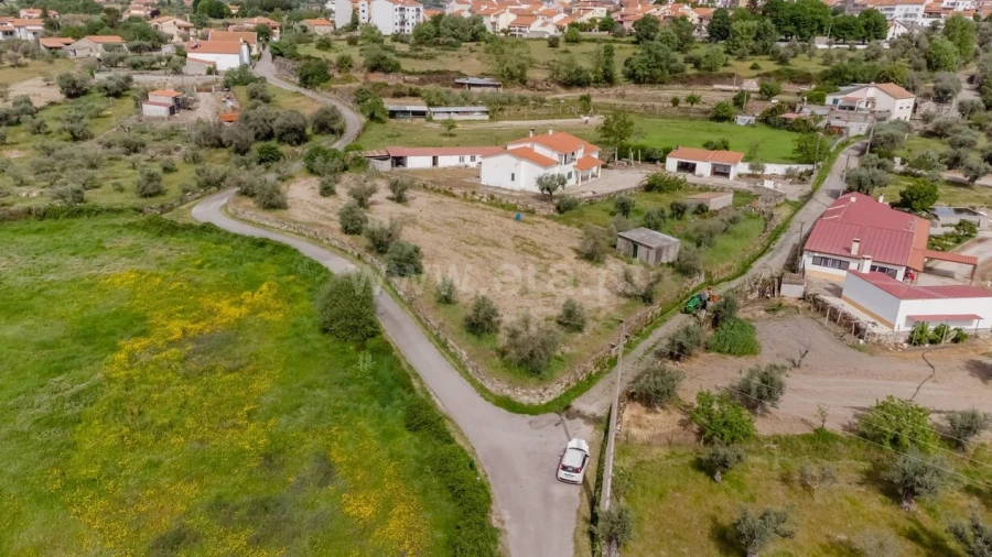 Terreno para Venda em Caria