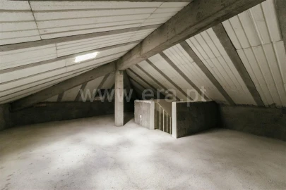 Moradia T2 para Venda em Fundão, Valverde, Donas, A. Joanes, A. Nova Cabo