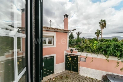 Moradia T2 para Venda em Fundão, Valverde, Donas, A. Joanes, A. Nova Cabo