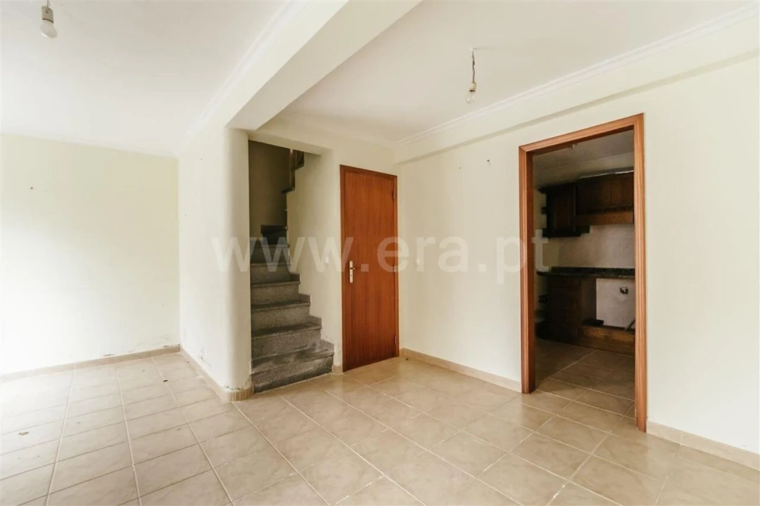 Moradia T2 para Venda em Fundão, Valverde, Donas, A. Joanes, A. Nova Cabo Foto 5