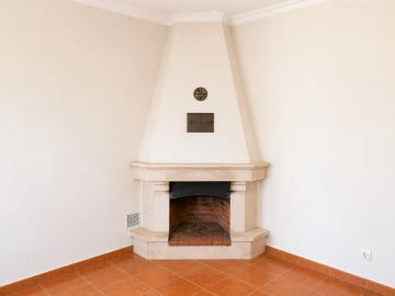 Moradia T2 para Venda em Coruche, Fajarda e Erra