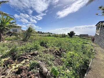 Terreno para Venda em Canhas