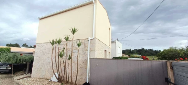 Moradia T2 para Venda em Monção e Troviscoso