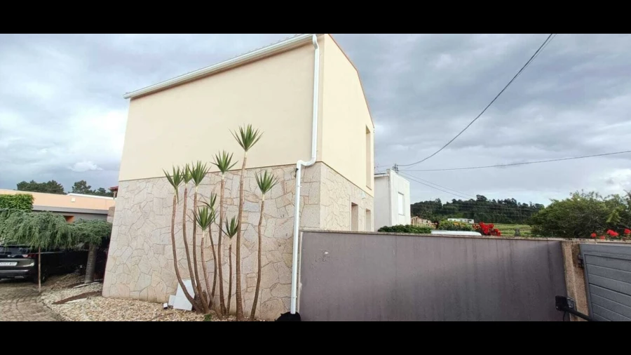 Moradia T2 para Venda em Monção e Troviscoso