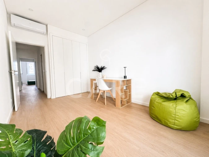 Apartamento T2 para Venda em Arroios Foto 13