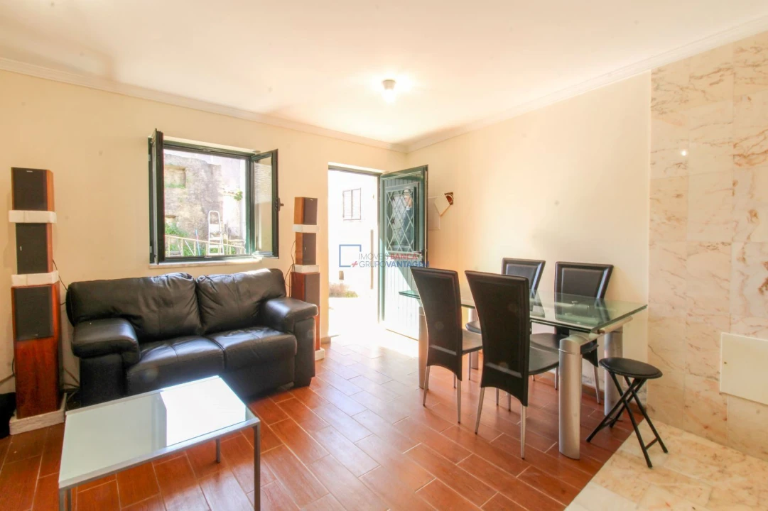 Moradia T2 para Venda em Lousã e Vilarinho Foto 9