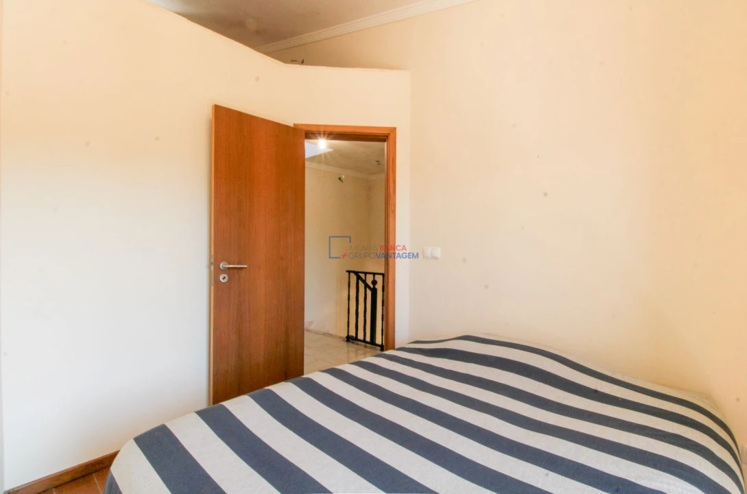 Moradia T2 para Venda em Lousã e Vilarinho Foto 16