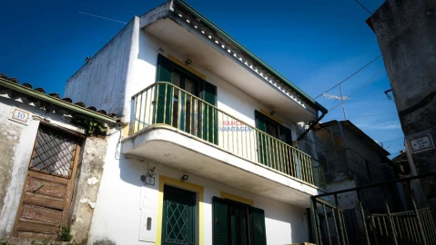 Moradia T2 para Venda em Lousã e Vilarinho