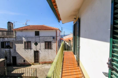 Moradia T2 para Venda em Lousã e Vilarinho