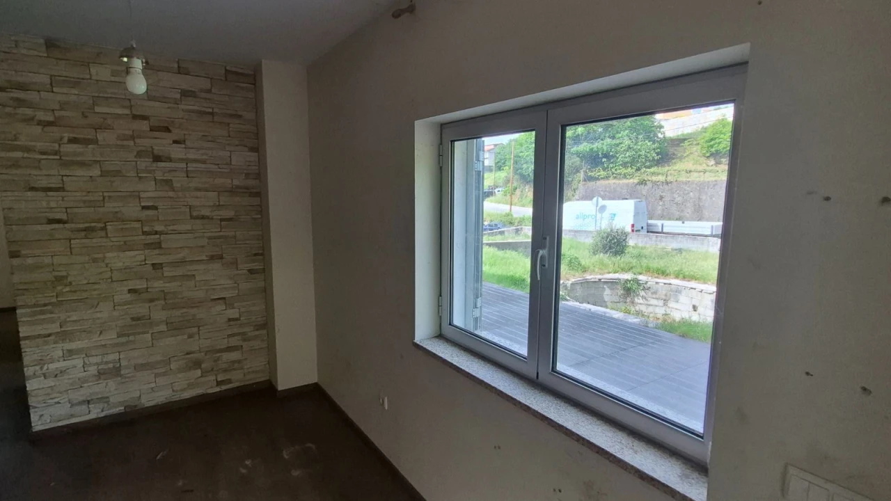 Moradia T4 para Venda em Castro Daire Foto 11