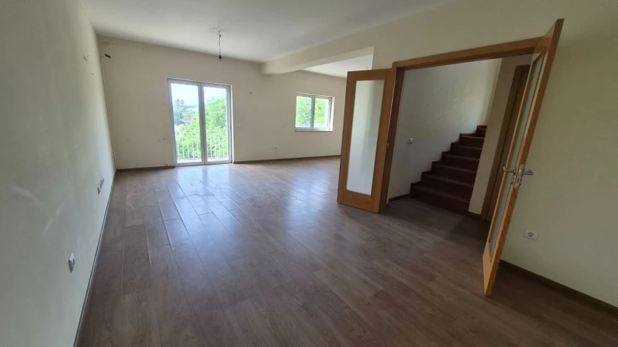 Moradia T4 para Venda em Castro Daire Foto 12