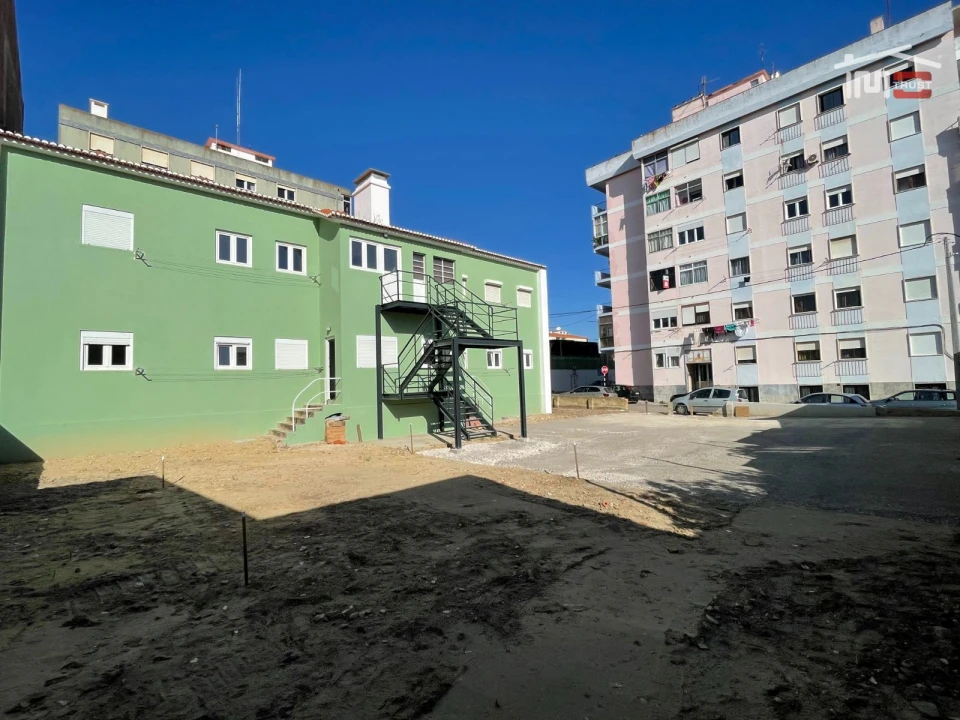 Apartamento T3 para Arrendamento em Seixal, Arrentela e Aldeia de Paio Pires Foto 26
