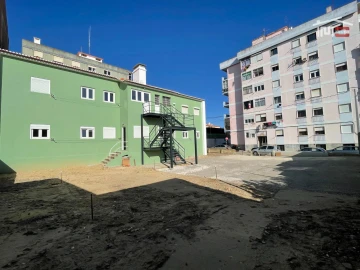 Apartamento T3 para Arrendamento em Seixal, Arrentela e Aldeia de Paio Pires