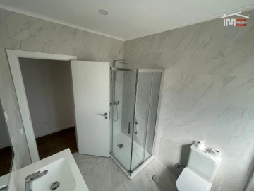 Apartamento T2 para Arrendamento em Seixal, Arrentela e Aldeia de Paio Pires