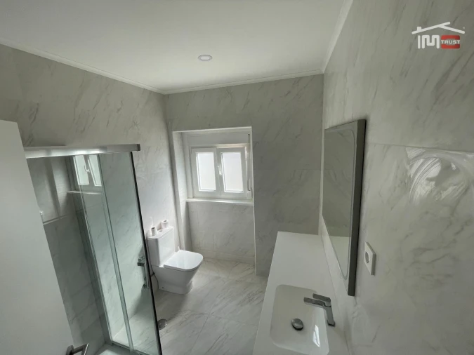 Apartamento T2 para Arrendamento em Seixal, Arrentela e Aldeia de Paio Pires Foto 15