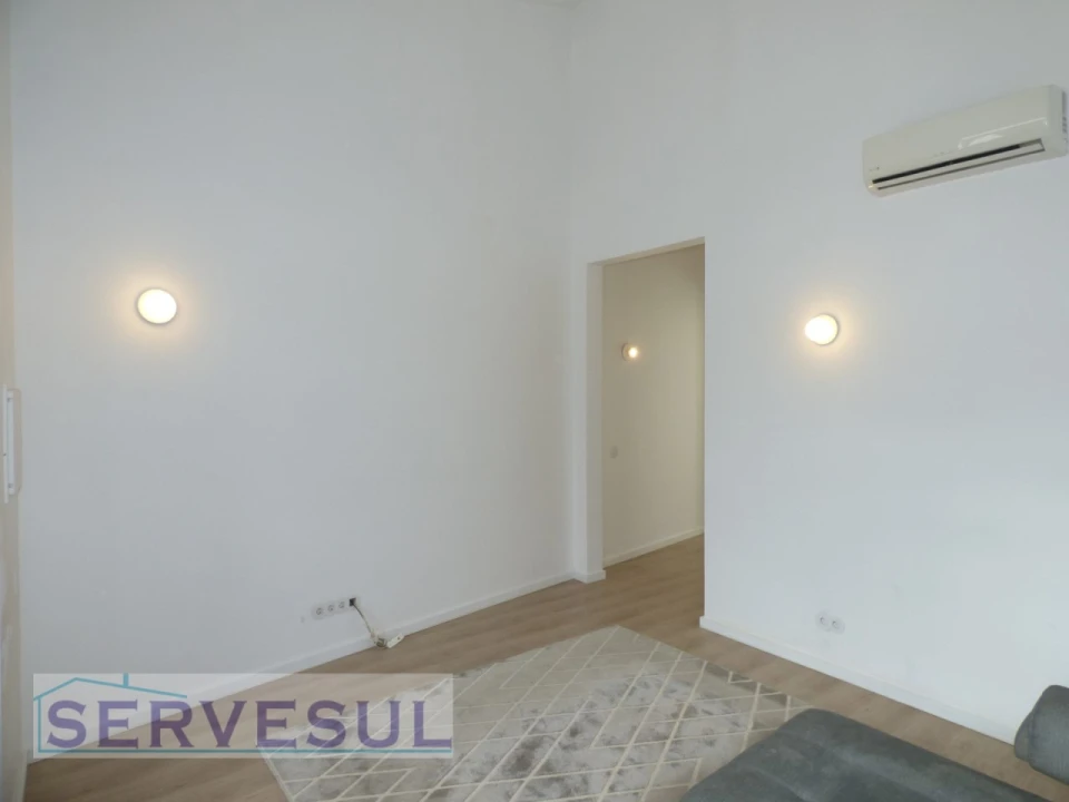 Moradia T1 para Venda em Silves Foto 5