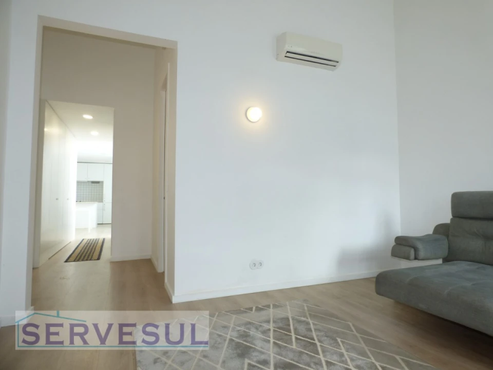 Moradia T1 para Venda em Silves Foto 6